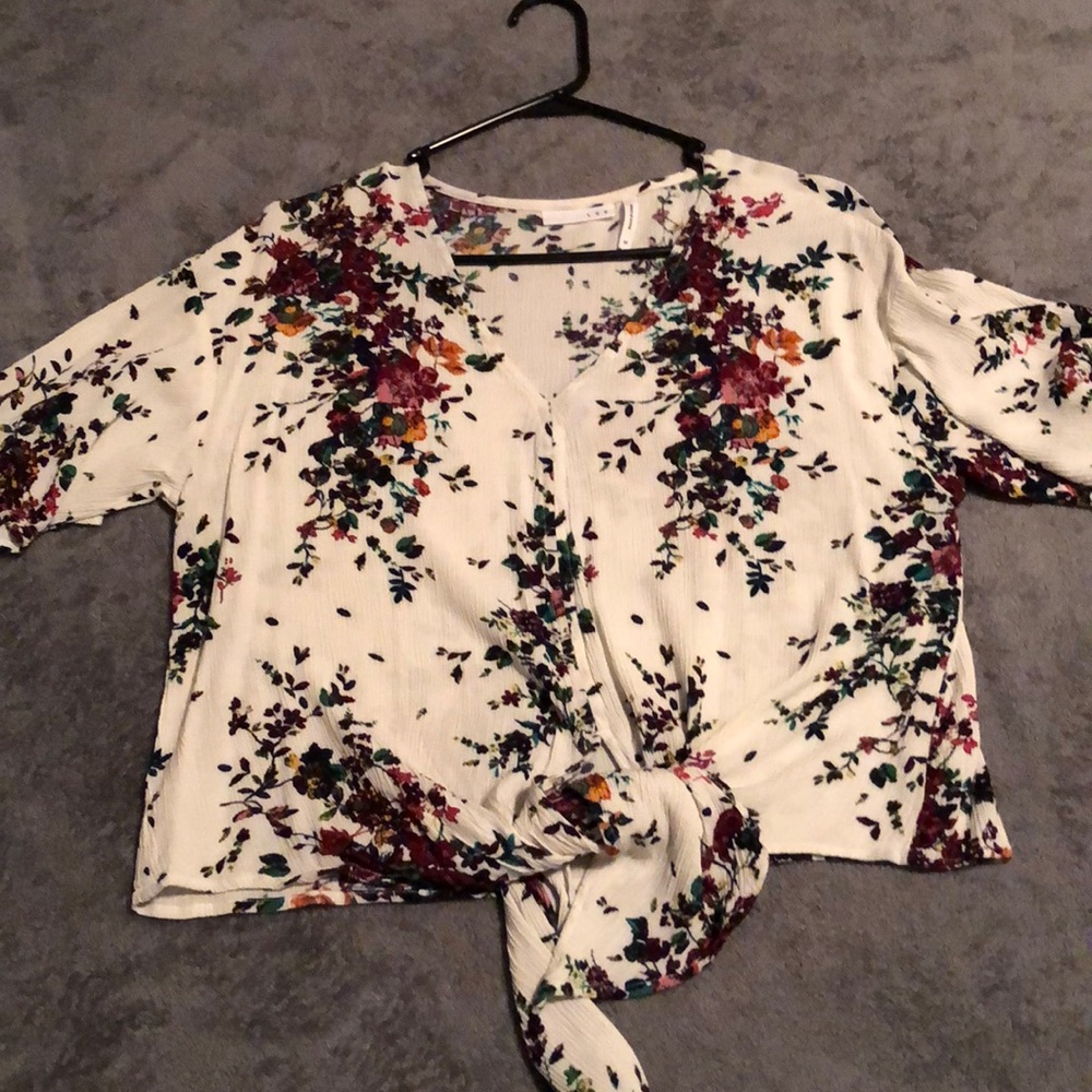 Front tie shirt